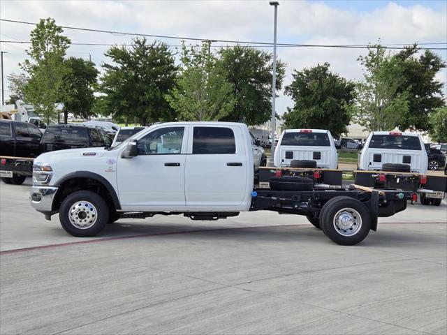 2025 RAM Ram 3500 Chassis Cab RAM 3500 TRADESMAN CREW CAB CHASSIS 4X4 60 CA