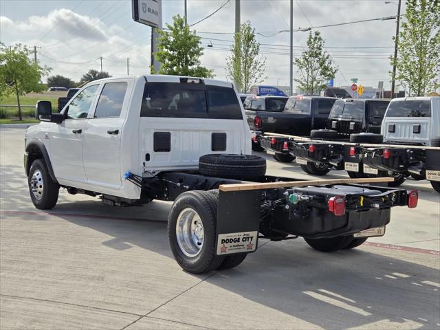 2025 RAM Ram 3500 Chassis Cab RAM 3500 TRADESMAN CREW CAB CHASSIS 4X4 60 CA