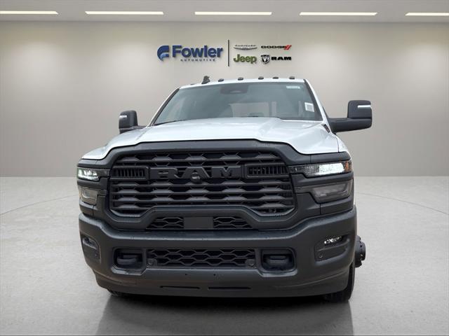 2025 RAM Ram 3500 RAM 3500 TRADESMAN CREW CAB 4X4 8 BOX