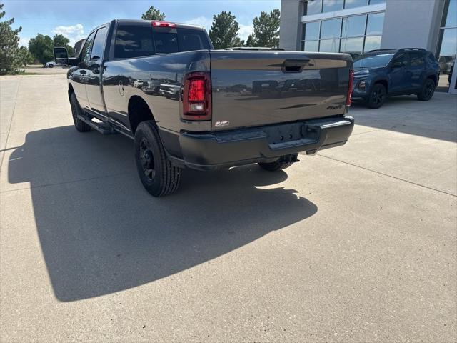 2025 RAM Ram 3500 RAM 3500 TRADESMAN CREW CAB 4X4 8 BOX 2025 RAM Ram 3500 RAM 3500 TRADESMAN CREW CAB 4X4 8 BOX