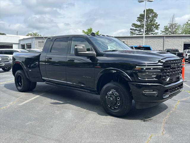 2025 RAM Ram 3500 RAM 3500 LIMITED MEGA CAB 4X4 64 BOX