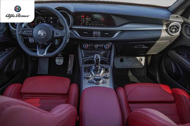 2025 Alfa Romeo Stelvio Sprint AWD
