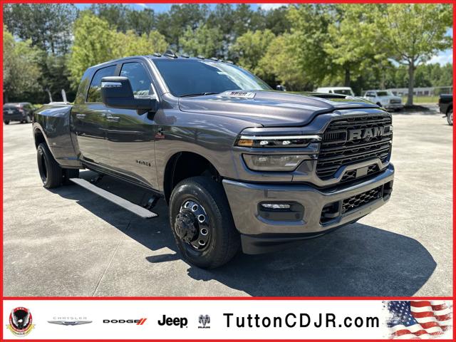 2025 RAM Ram 3500 RAM 3500 LARAMIE MEGA CAB 4X4 64 BOX