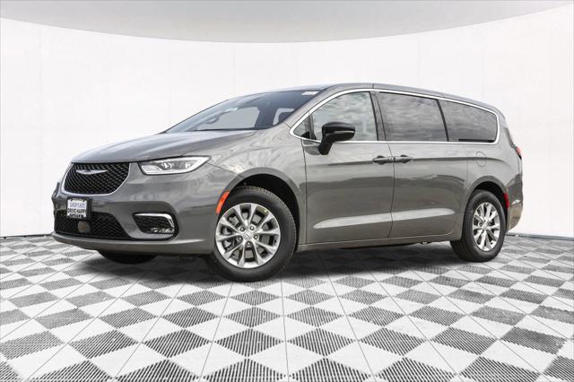 2025 Chrysler Pacifica PACIFICA SELECT AWD