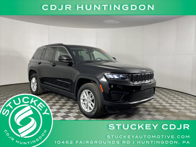 2023 Jeep Grand Cherokee Laredo 4x4