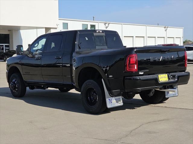 2025 RAM Ram 3500 RAM 3500 LARAMIE MEGA CAB 4X4 64 BOX