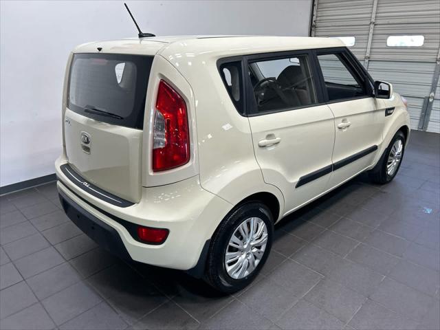 2013 Kia Soul Base 2013 Kia Soul Base