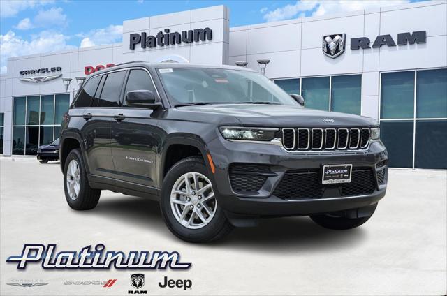 2025 Jeep Grand Cherokee GRAND CHEROKEE LAREDO X 4X4