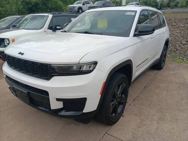 2023 Jeep Grand Cherokee L Altitude 4x4