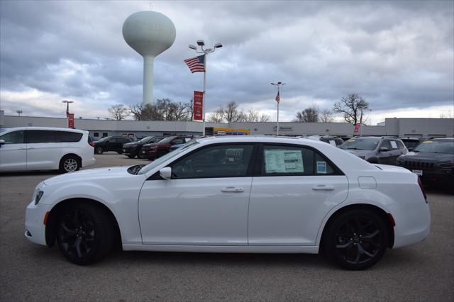 2023 Chrysler 300 300S