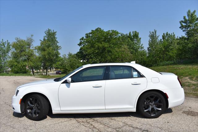 2023 Chrysler 300 300S