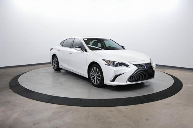2020 Lexus ES 300h 300h