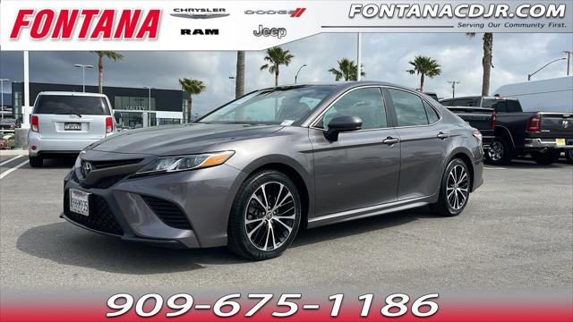 2020 Toyota Camry SE