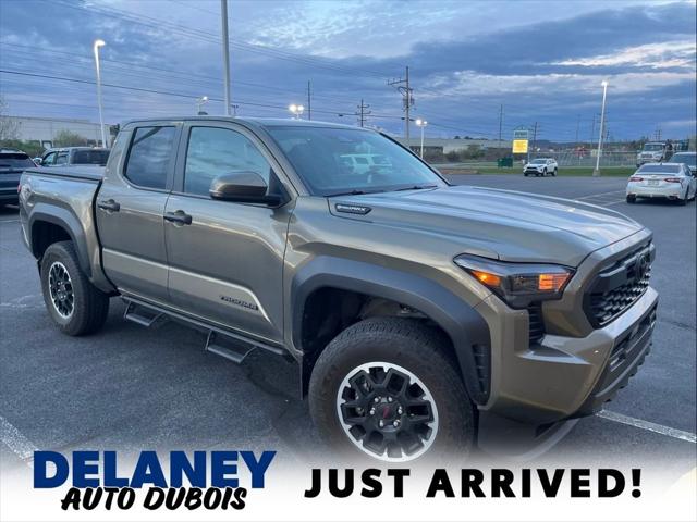 2024 Toyota Tacoma Hybrid TRD Off Road 4WD