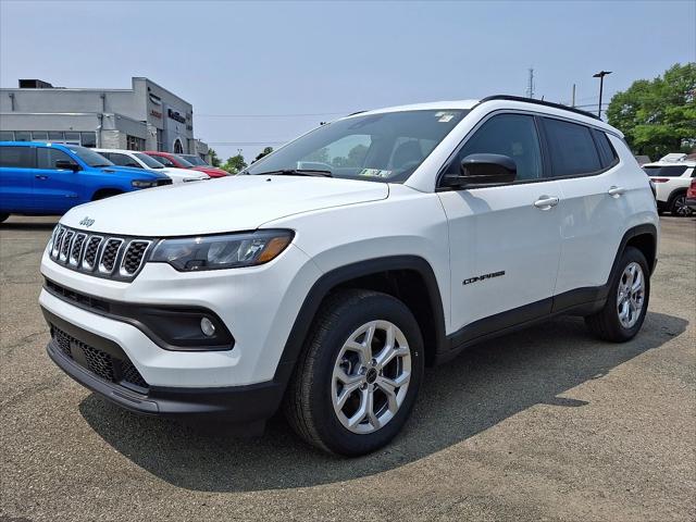 2025 Jeep Compass COMPASS LATITUDE 4X4