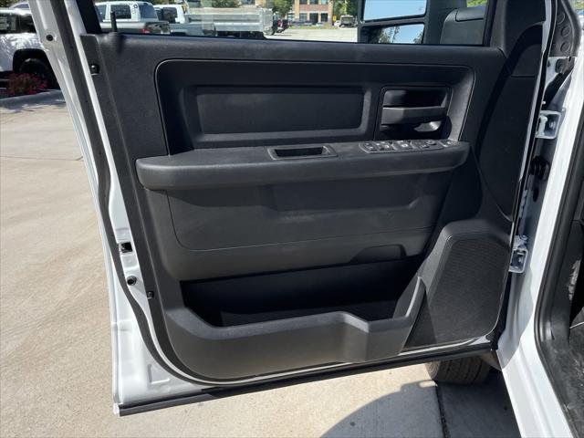 2024 RAM Ram 5500 Chassis Cab RAM 5500 TRADESMAN CHASSIS CREW CAB 4X4 60 CA