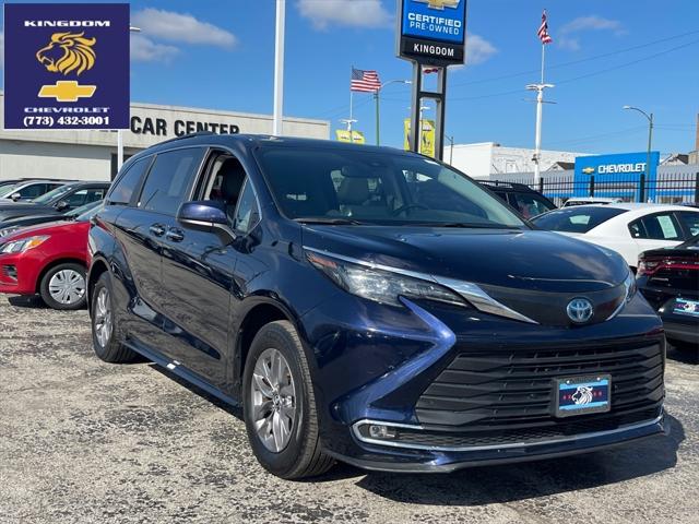 2024 Toyota Sienna XLE