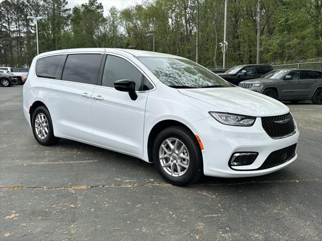 2025 Chrysler Pacifica PACIFICA SELECT