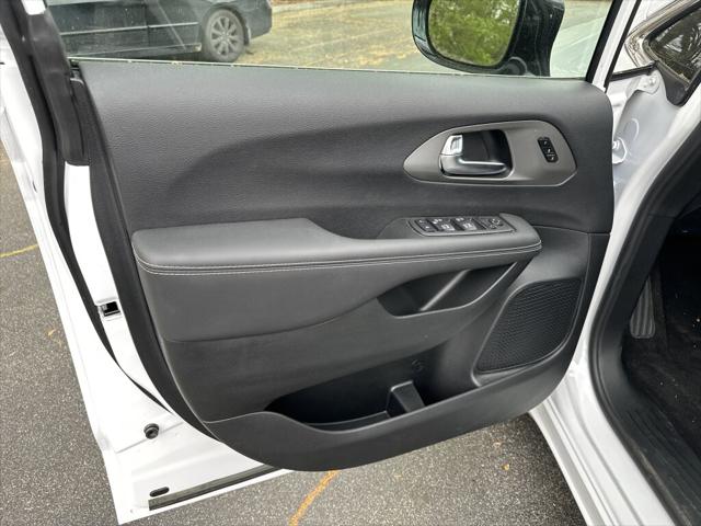 2025 Chrysler Pacifica PACIFICA SELECT