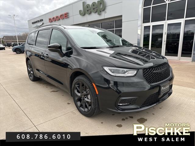 2023 Chrysler Pacifica Touring L AWD