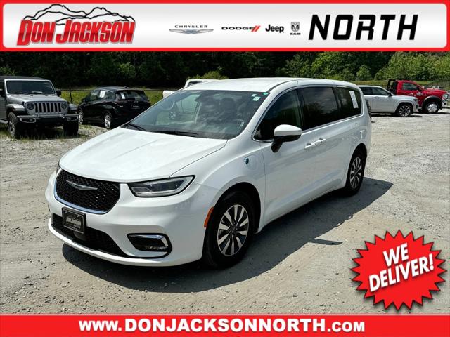 2023 Chrysler Pacifica Hybrid Touring L