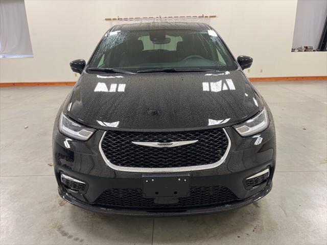 2025 Chrysler Pacifica PACIFICA SELECT