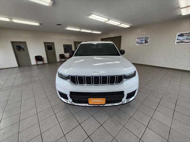 2024 Jeep Grand Cherokee L Laredo 4x4