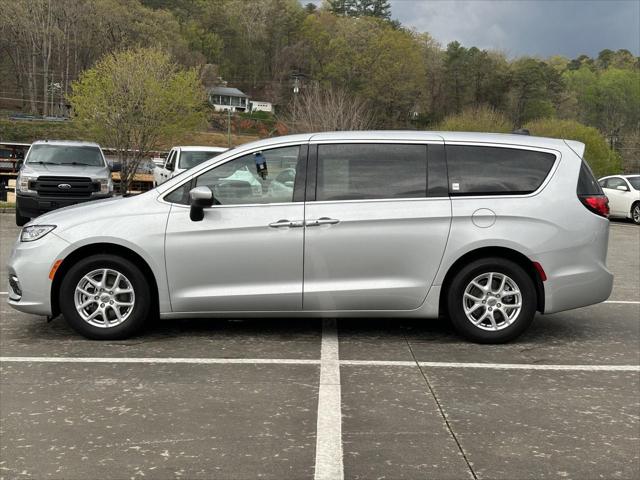 2023 Chrysler Pacifica Touring