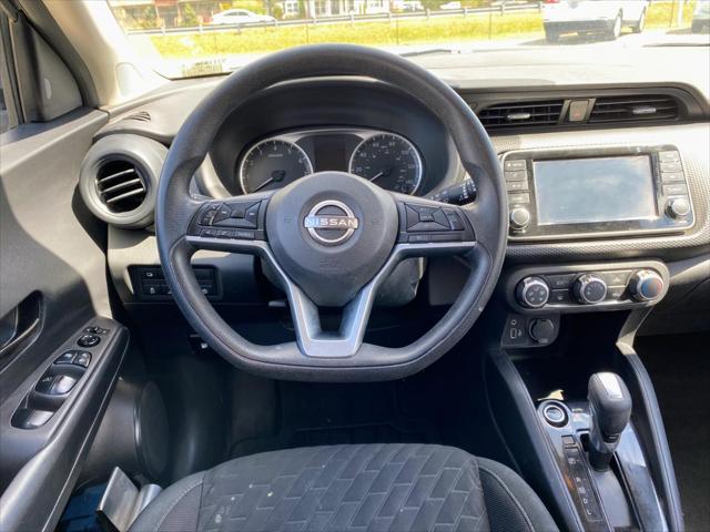 2022 Nissan Kicks S Xtronic CVT
