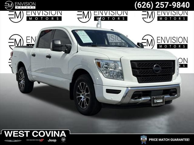2021 Nissan TITAN Crew Cab SV 4x2