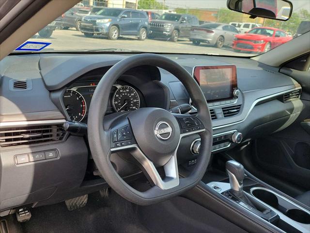 2023 Nissan Altima SV FWD