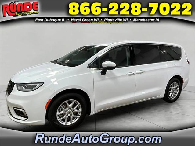 2023 Chrysler Pacifica Touring L