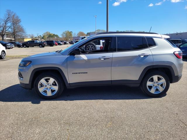 2022 Jeep Compass Latitude FWD