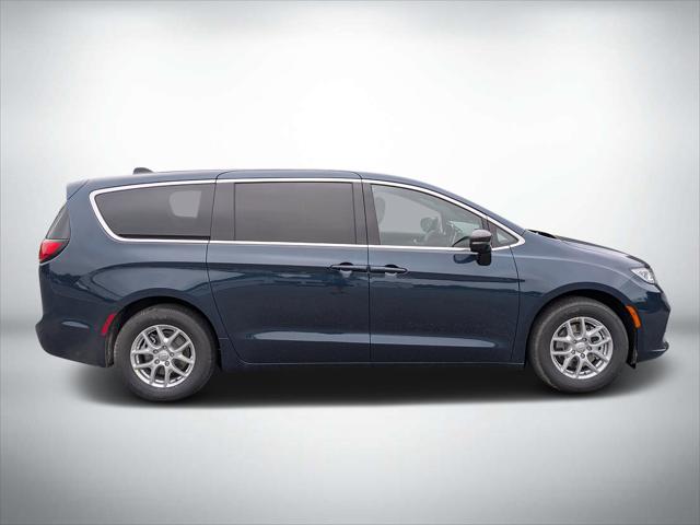 2025 Chrysler Pacifica PACIFICA SELECT