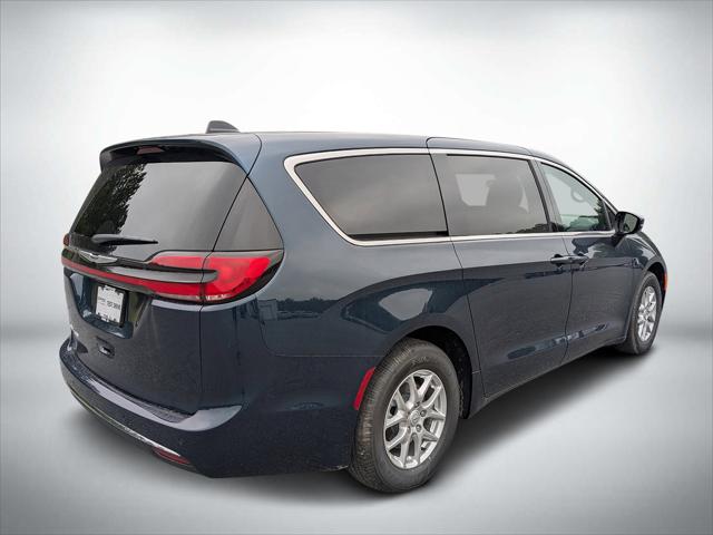 2025 Chrysler Pacifica PACIFICA SELECT