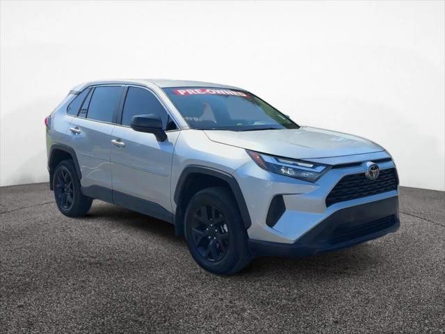 2024 Toyota RAV4 LE