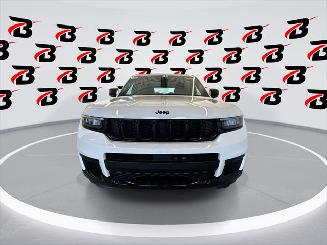 2025 Jeep Grand Cherokee GRAND CHEROKEE L ALTITUDE X 4X4