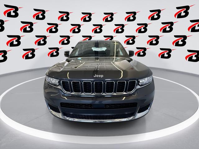 2025 Jeep Grand Cherokee GRAND CHEROKEE L LAREDO X 4X4