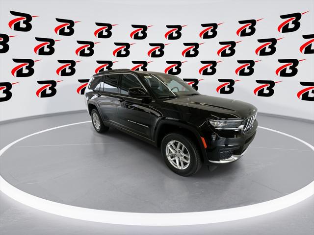 2025 Jeep Grand Cherokee GRAND CHEROKEE L LAREDO X 4X4