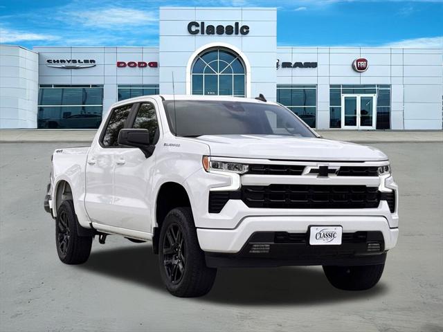 2022 Chevrolet Silverado 1500 4WD Crew Cab Short Bed RST