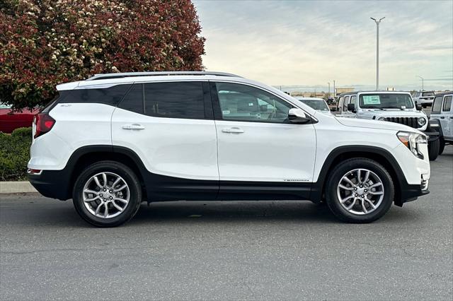 2024 GMC Terrain FWD SLT