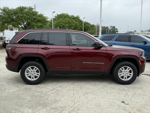 2025 Jeep Grand Cherokee GRAND CHEROKEE LAREDO 4X2