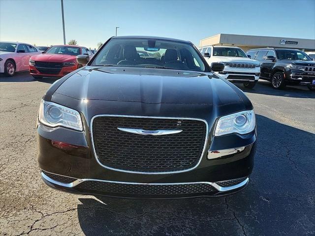 2023 Chrysler 300 Touring