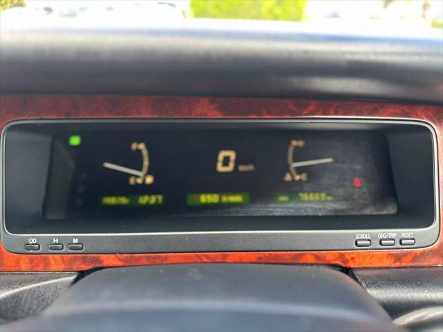 1997 Toyota Century V12