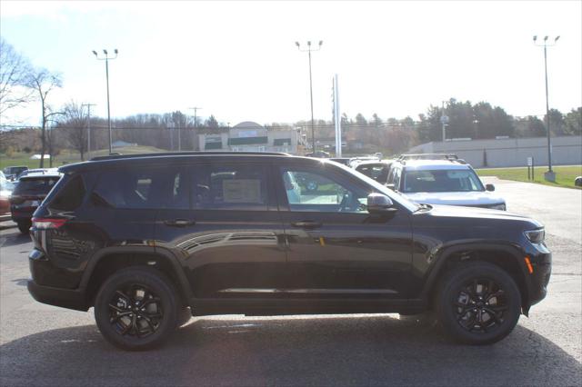 2024 Jeep Grand Cherokee L Altitude 4x4 2024 Jeep Grand Cherokee L Altitude 4x4