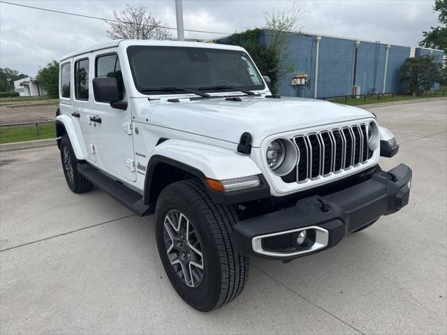 2024 Jeep Wrangler 4-Door Sahara 4x4