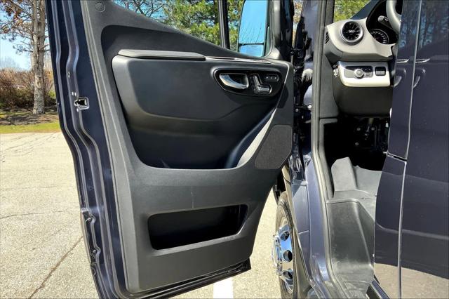2025 Mercedes-Benz Sprinter 3500XD High Roof 4-Cyl Diesel HO