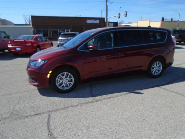 2023 Chrysler Voyager LX 2023 Chrysler Voyager LX