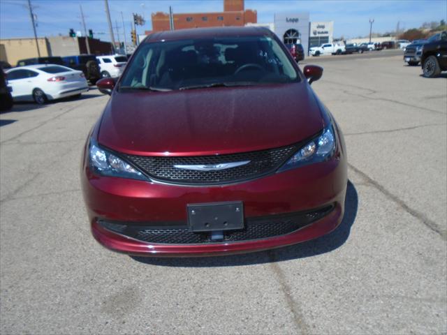 2023 Chrysler Voyager LX 2023 Chrysler Voyager LX