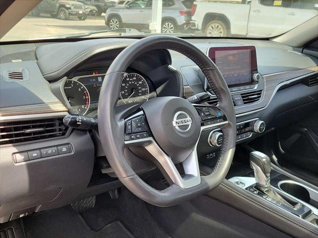 2022 Nissan Altima SL FWD